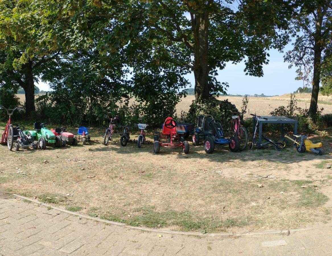 “In Oans Oefje” Parel In De Polder! Lejlighed Lewedorp Eksteriør billede